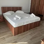 Ayana Apartament *